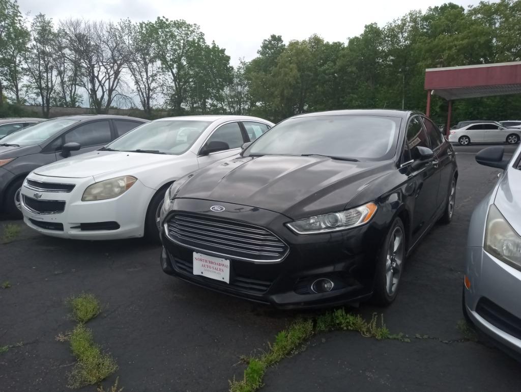 2016 Ford Fusion S's photo