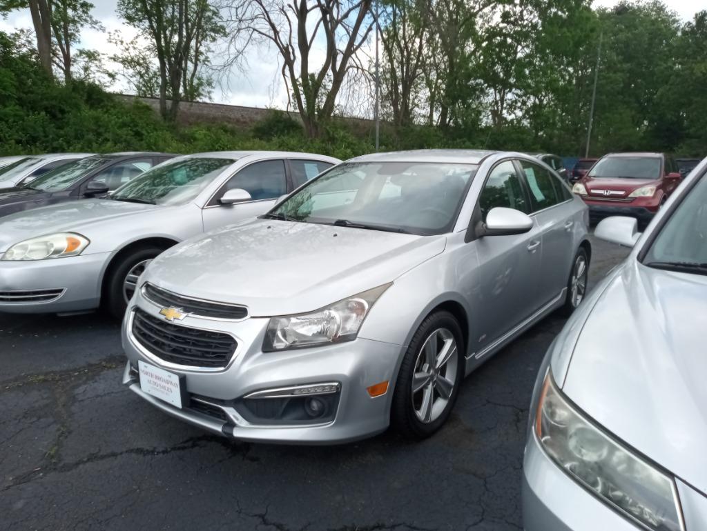 2015 Chevrolet Cruze 2LT's photo