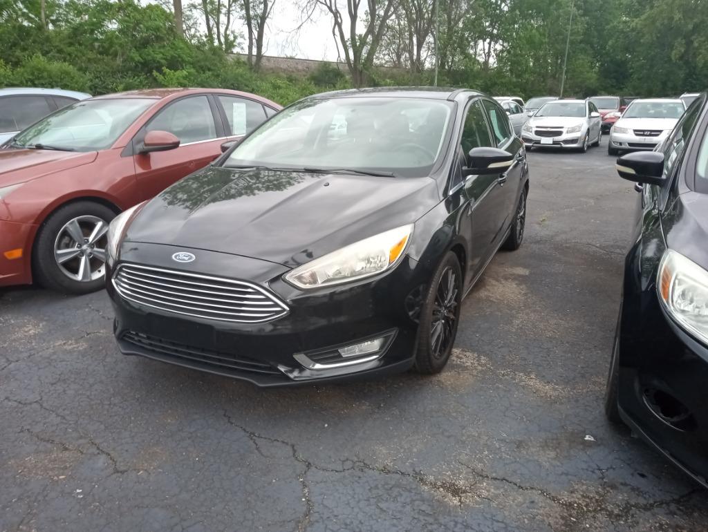 2015 Ford Focus Titanium's photo