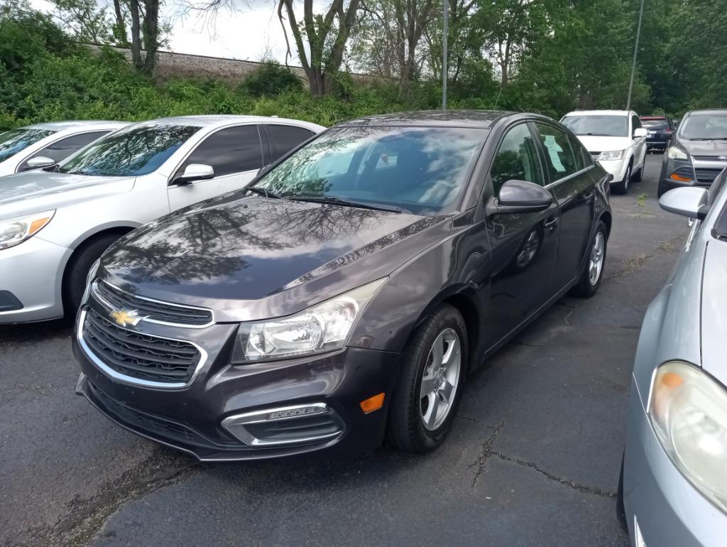 2015 Chevrolet Cruze 1LT's photo
