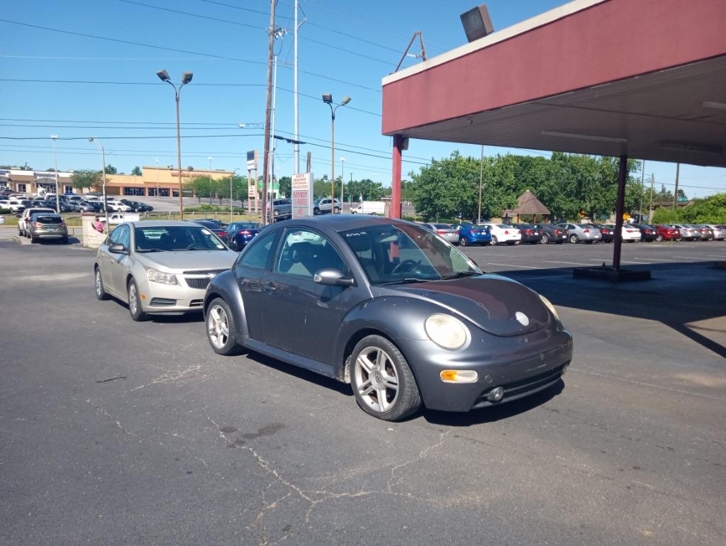 2005 Volkswagen New Beetle GLS's photo