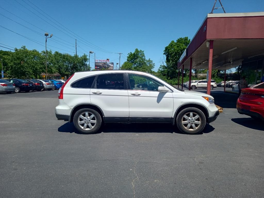 2015 Nissan Pathfinder Platinum's photo