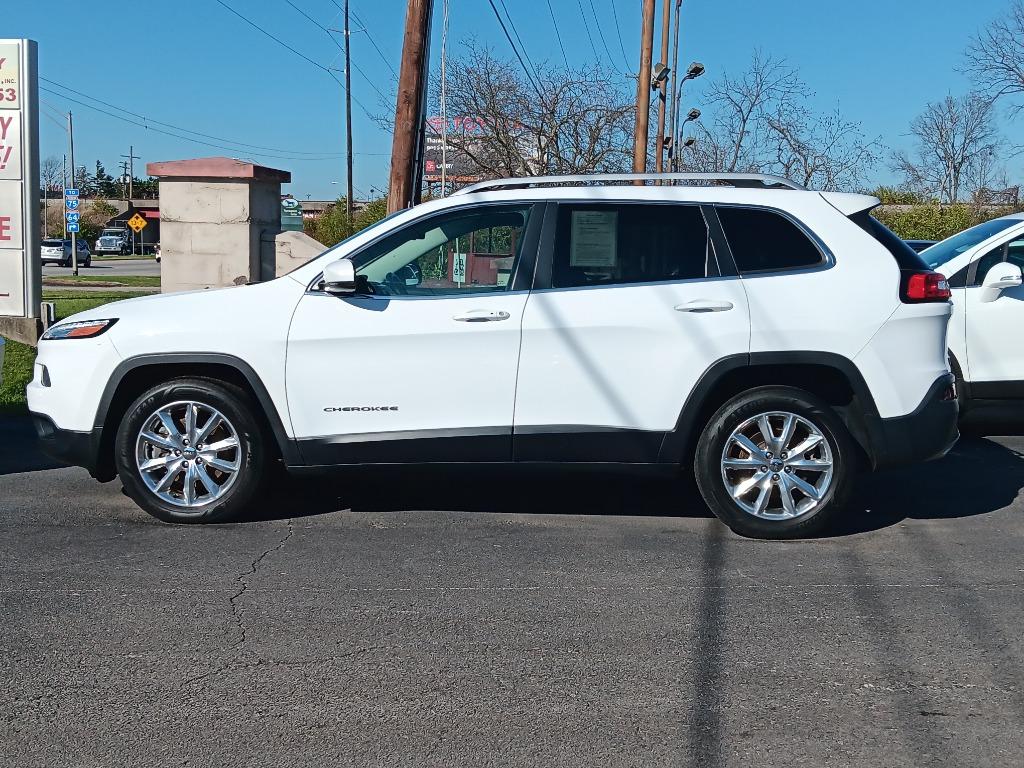 2016 Jeep Cherokee Limited's photo