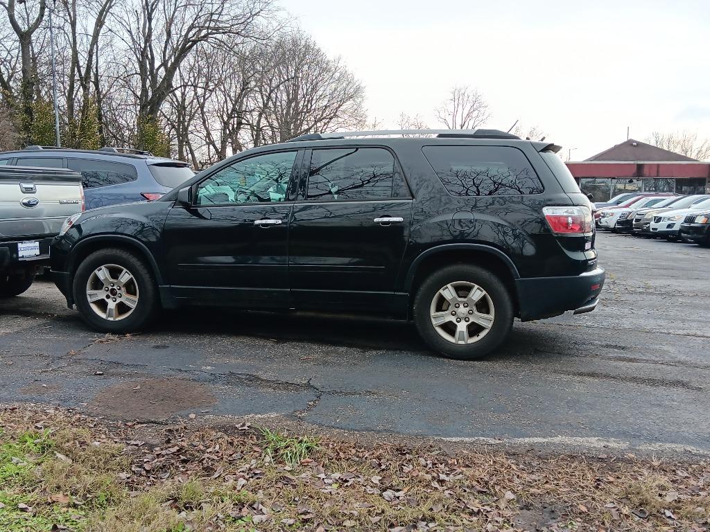 GMC Acadia's photo