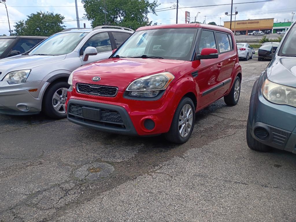 2013 Kia Soul 2.0L + AT 5-Door's photo