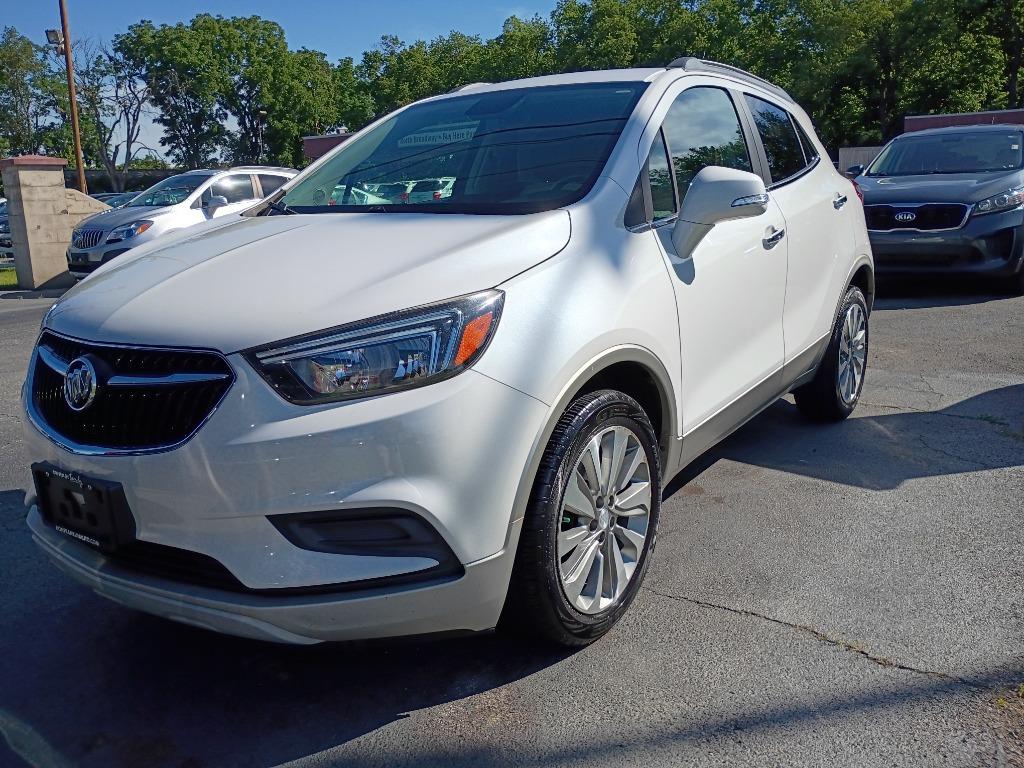 2017 Buick Encore Preferred's photo